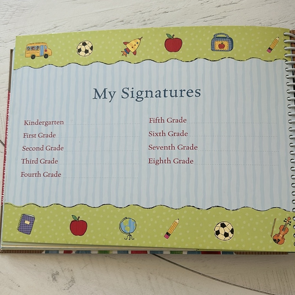 New Southern Living at Home My School Memories Book Memory Photo Album w Sticker - Picture 12 of 16